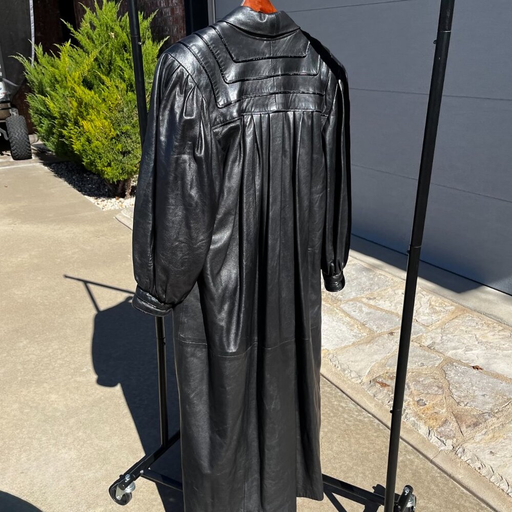 Vintage Bettina Black Leather Duster (No Size, but guessing L) - Picture 2 of 4